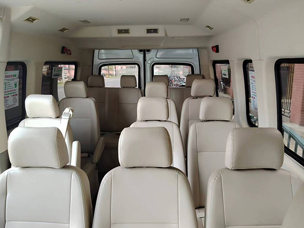 上汽大通 15_5-600-450.jpg